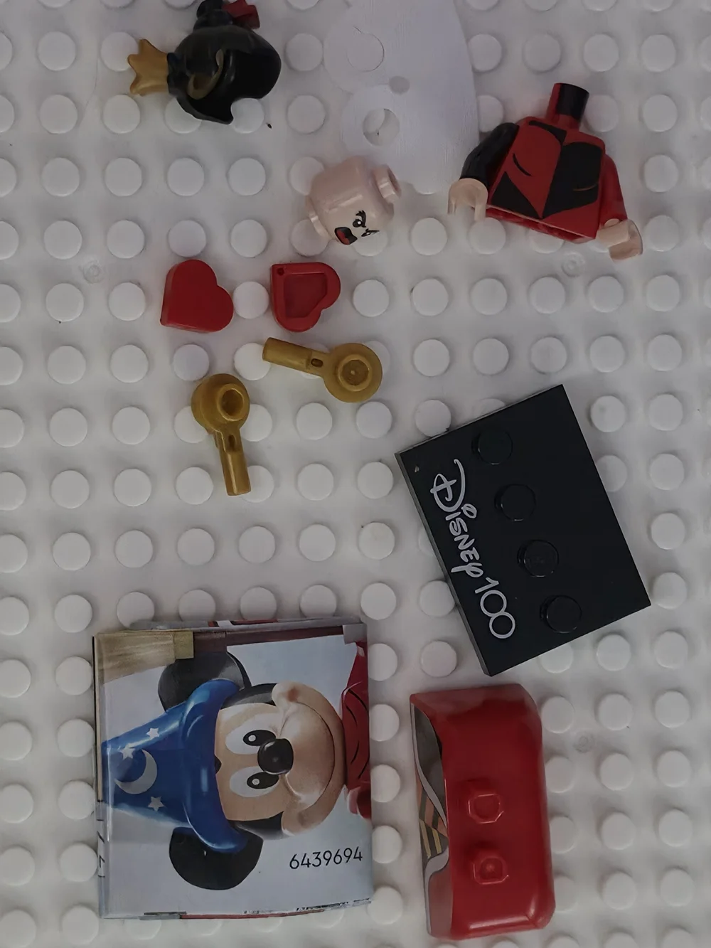 LEGO Disney 100 Queen of Hearts Minifigure 71038 CMF Alice In Wonderland